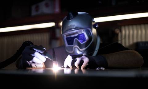 TIG welding an aluminum panel